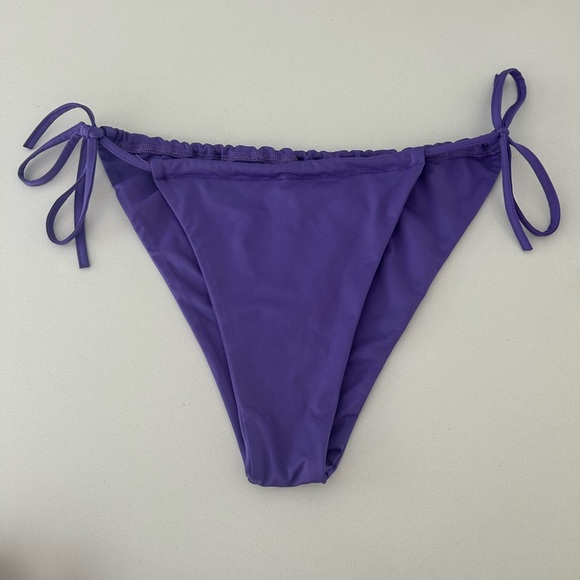 Londre Ruched Drawstring Bottom in Grape Purple - Picture 1 of 4